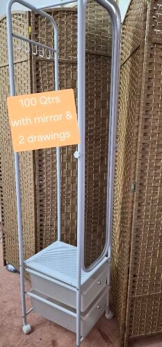 clothes  holder with mirror