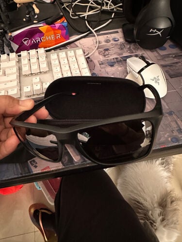 Oakley 