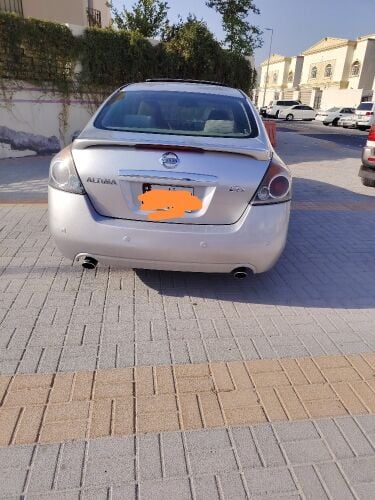 نيسان ٤ سلندر استمرا باقي شهراً
