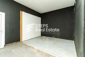 Shop for rent in Old Airport