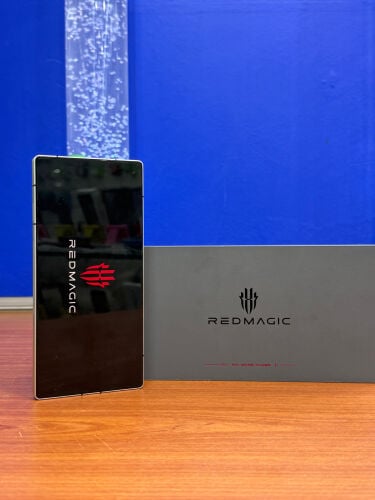 Redmagic 11 pro 12+512GB