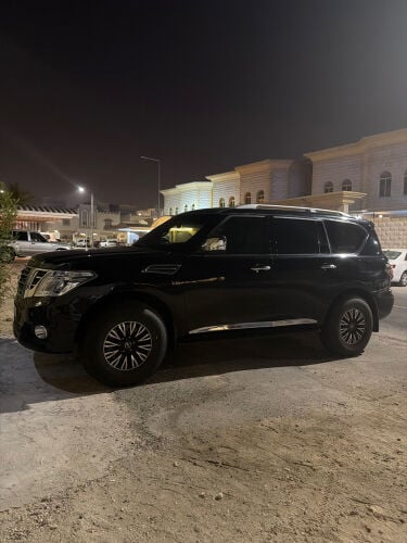 للبيع نيسان 