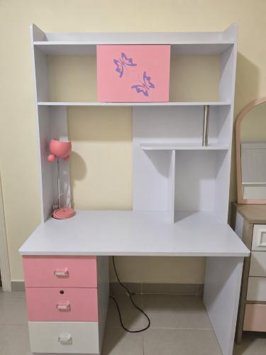 white and pink study/work desk