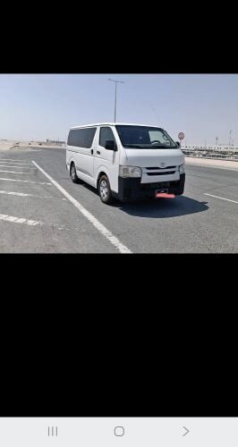 باص بسائق