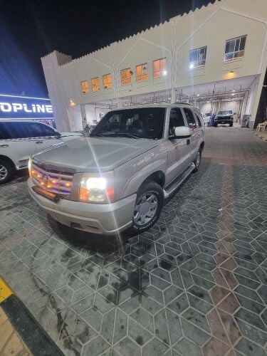 كاديلاك اسكاليد