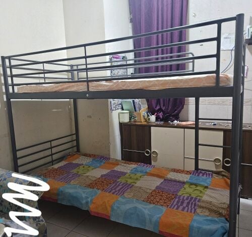 Double deck/Bunk bed