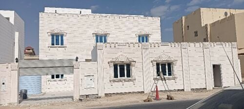 فيلتين بالغرافه مساحات 700م