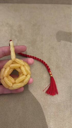 مسباح كهرم صنوبري