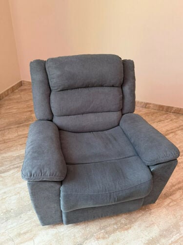 Comfortable bed chair
