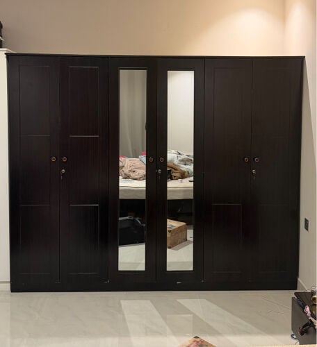 -wardrobe & king bed