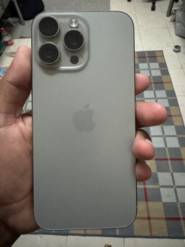 iPhone 16 pro max 