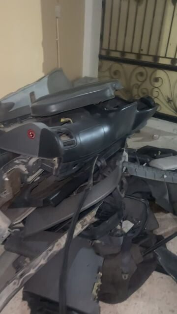 للبيع دواكير ستاندر 98-2002