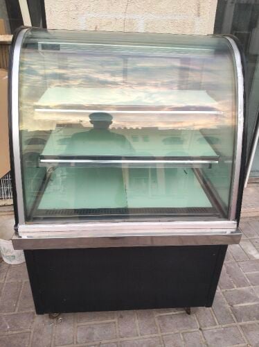 display chiller