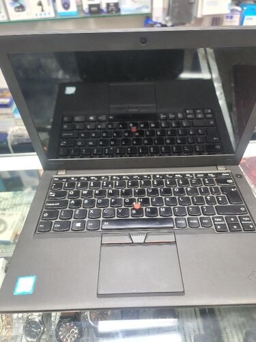 Lenovo thinkpaid core i5 v pro
