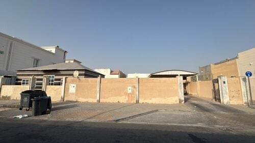المعراض.للبيع بيت شعبي نظيف للسكن