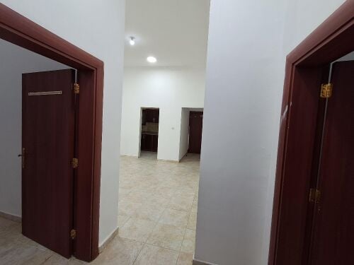 للايجار شقه في الخرطيات ثلاث غرف
