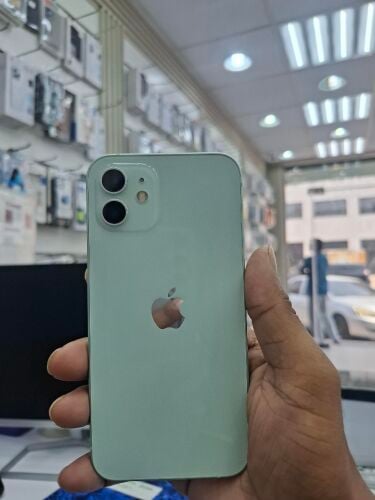 IPhone 12