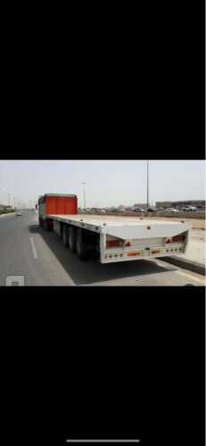 سطحة مع رأس تريلة للإيجار 