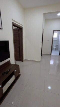 A fully furnished, well-maintained