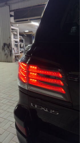 front light Lexus 