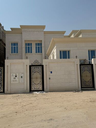 للايجار فيلاجديدة في الوكرة اسكان
