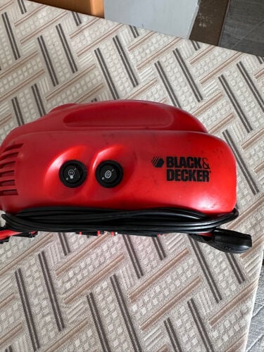 BLACK&DECKER air inflator