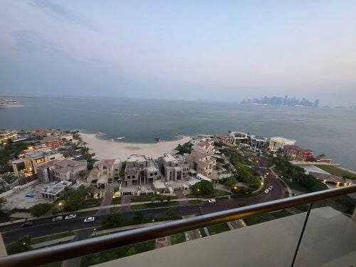 Furnished apartment in Viva Bahriya