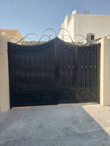للايجار بيت شعبي في ام صلال علي