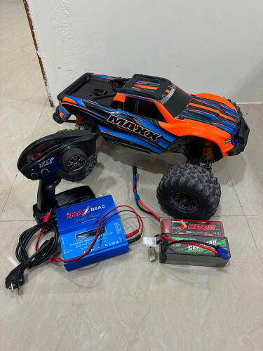 traxxas max 