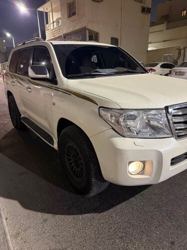 GXR V8 2011