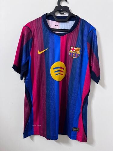 nlNew 26-27 jerseys for all clubs