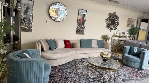 طقم كنب فاخر للبيع. 70352153