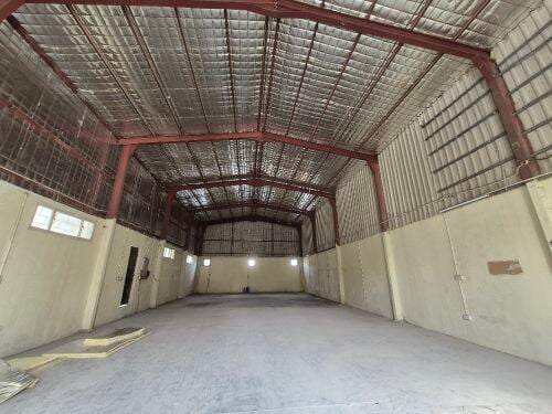 300-SQM WORKSHOP / STORE