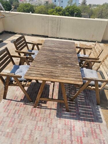 Wooden table + 4 chairs + 4 chair c
