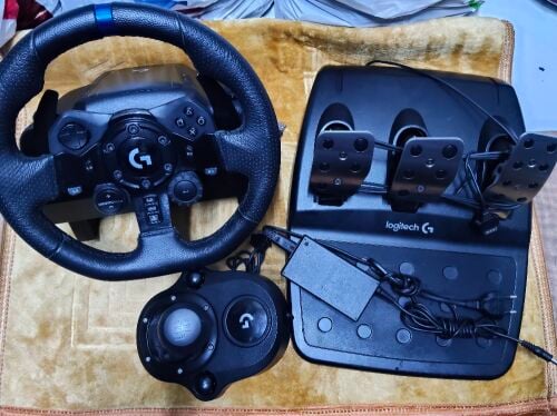 Logitech G923 TRUEFORCE Racing Whee