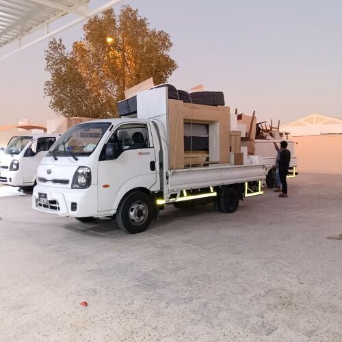 نقل عفش وفك وتغليف وتركيب واثاث ا