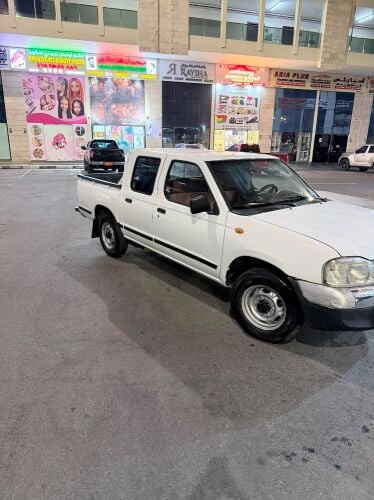 Nissan Pickup