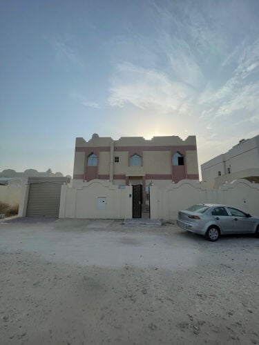للإيجار فيلا في الصخامه 