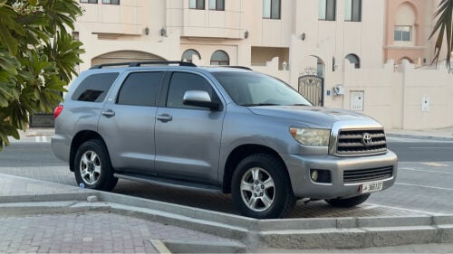 Toyota sequoia 2009 gray color