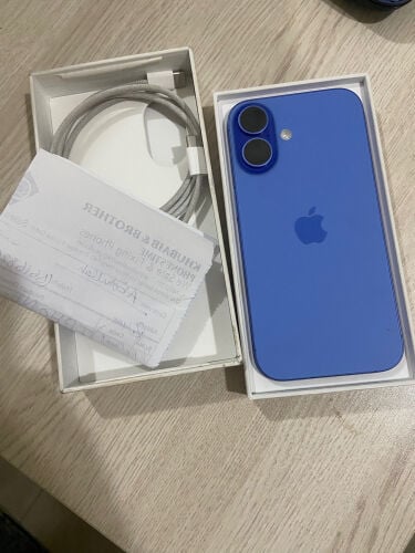 iPhone 16