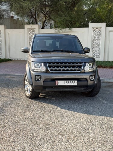 Land Rover LR4-2016