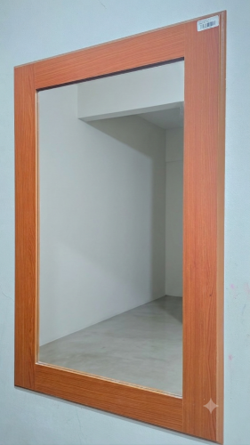 RECTANGULAR WALL MIRROR