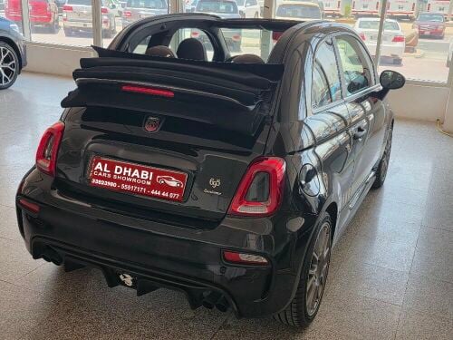 فيات 695 ابارث اسود 2023