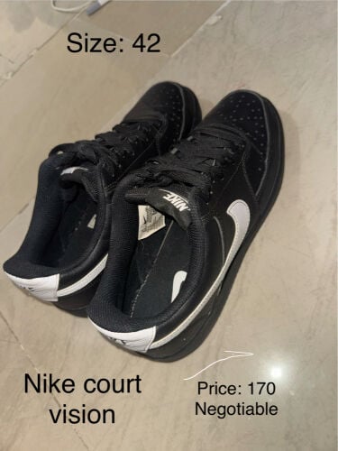 Nike court vision size 42
