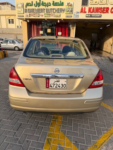 سياره نيسان تيدا 