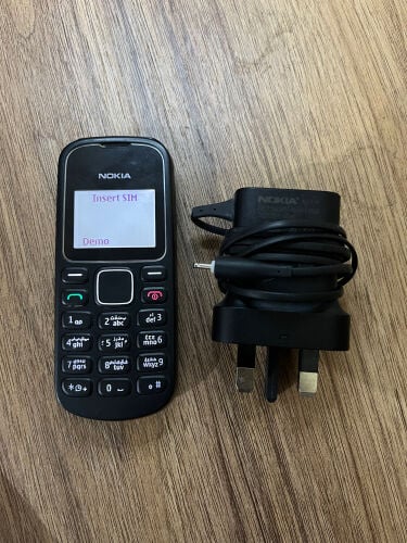 Nokia 1208