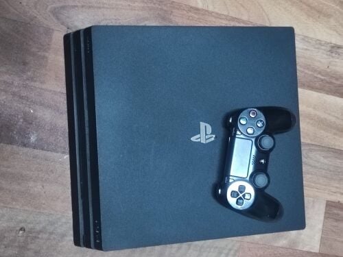 PS4 pro jailbreak with 23 games