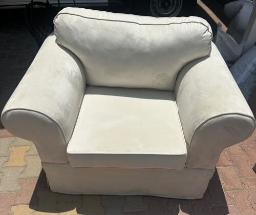 1 chair