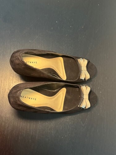 Heat Wave Women’s Black Heels