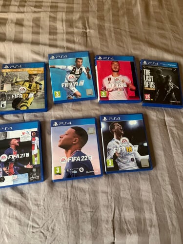 I have fifa games and last of us 